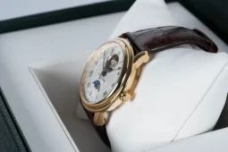 Frederique Constant Heart Beat Moonphase – CC-FRE-MOON-101