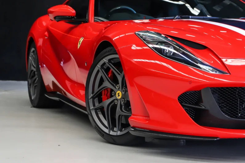 
								2021 Ferrari 812 Superfast full									