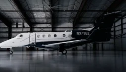 Embraer Phenom 300