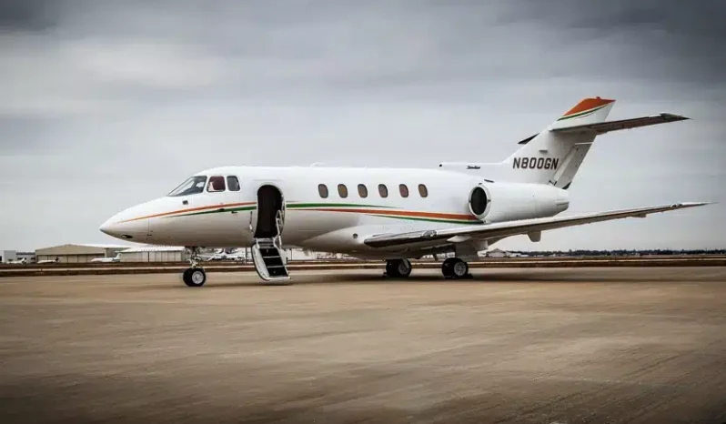 
								Hawker 800XP full									