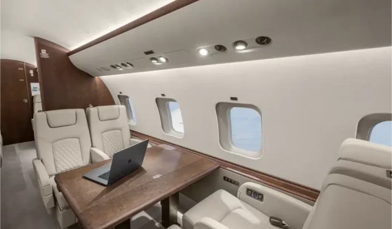 
								Bombardier Global Express XRS 6000 full									