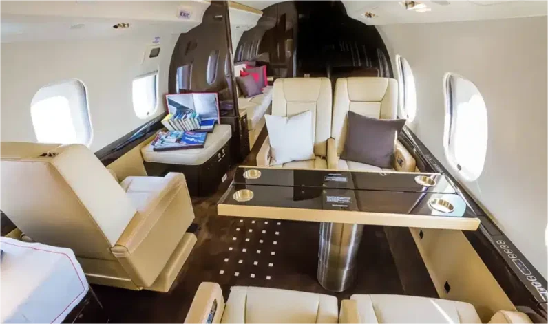 
								Bombardier Global Express XRS 6000 full									