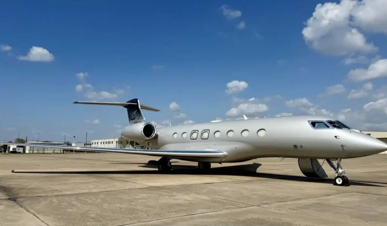 
								Gulfstream G650ER full									