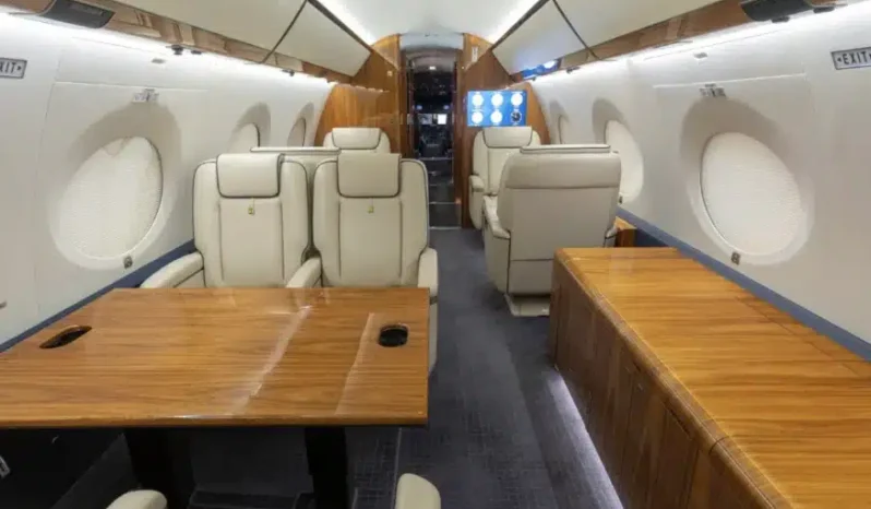 
								Gulfstream G650ER full									