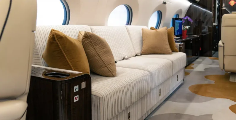 
								Gulfstream G650ER full									