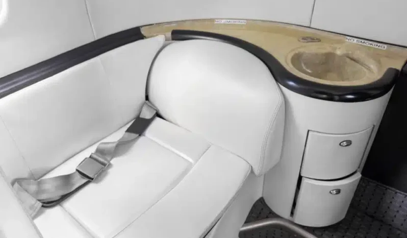 
								Learjet 45 full									