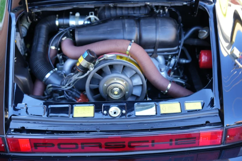 
								1976 Porsche 911 Carrera 3.0 full									