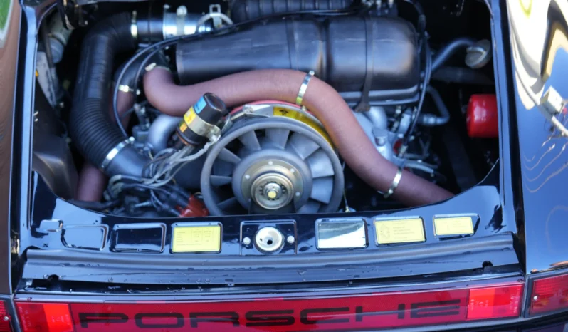 
								1976 Porsche 911 Carrera 3.0 full									