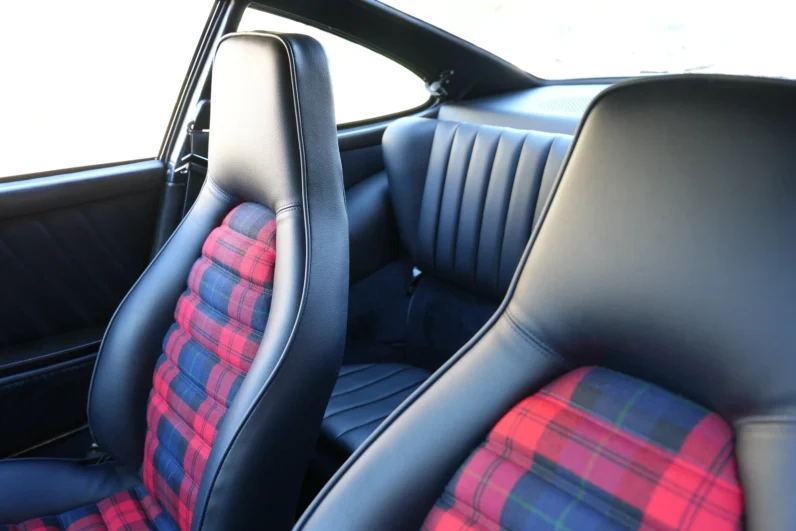 
								1976 Porsche 911 Carrera 3.0 full									