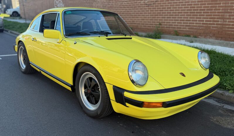 
								1977 Porsche 911 S full									