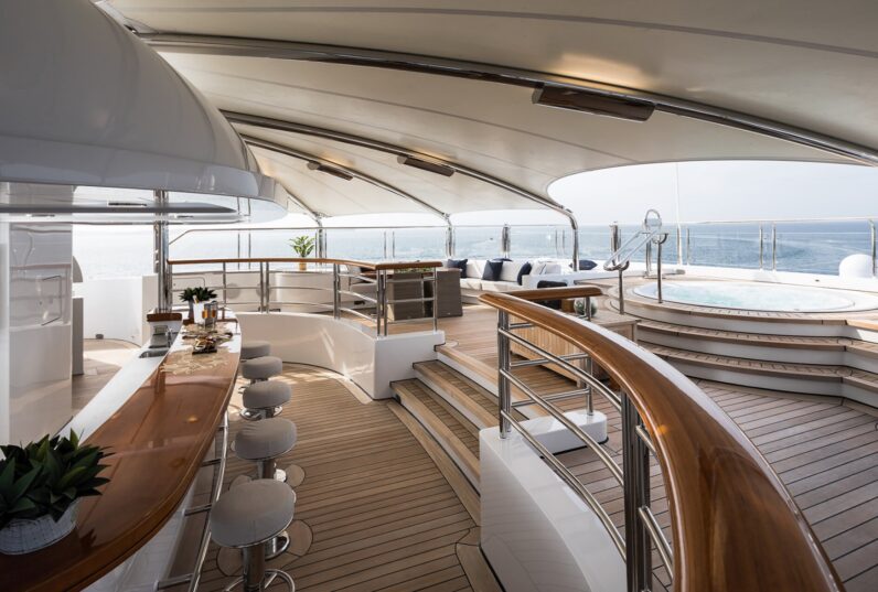 
								M/Y Octopus Luxury Explorer Yacht Charter full									