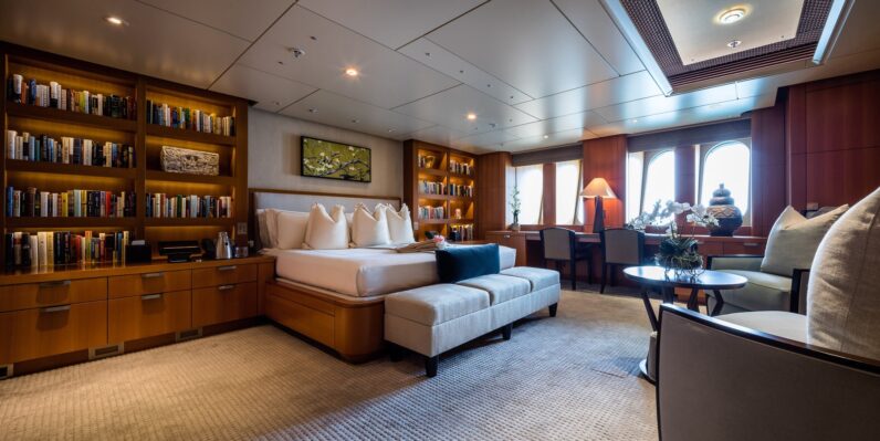 
								M/Y Octopus Luxury Explorer Yacht Charter full									