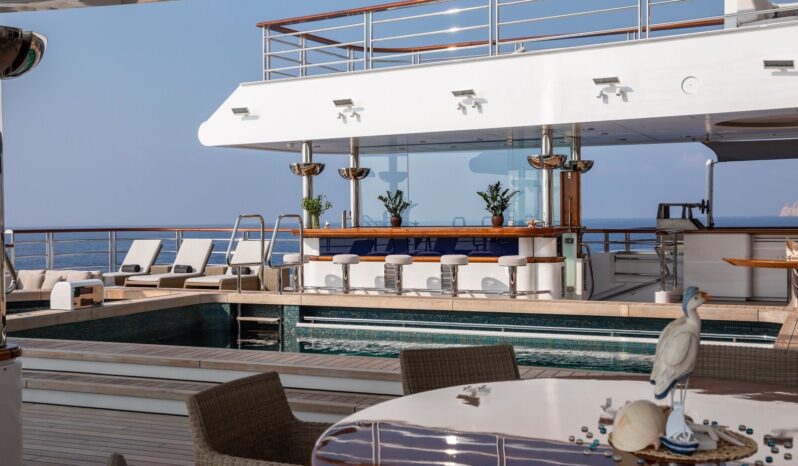 
								M/Y Octopus Luxury Explorer Yacht Charter full									