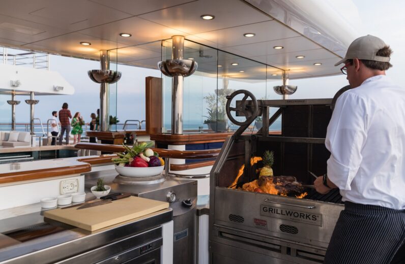 
								M/Y Octopus Luxury Explorer Yacht Charter full									