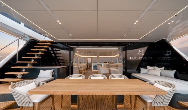 
								M/Y Halcyon Luxury Catamaran Charter full									