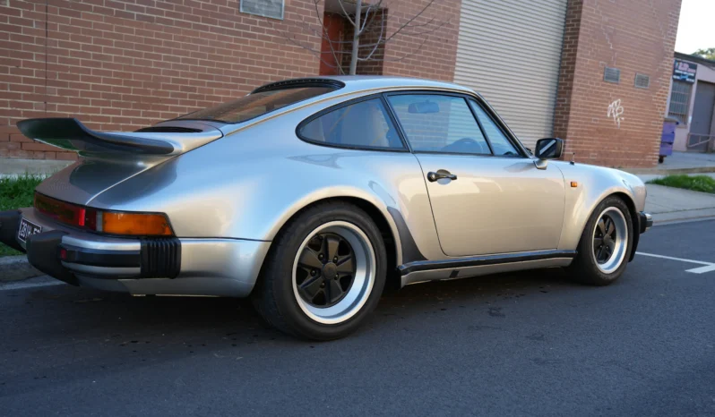 
								1977 Porsche 930 Turbo full									