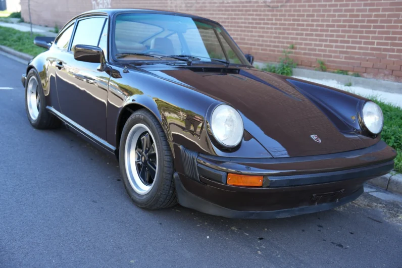 
								1979 Porsche 911 SC full									