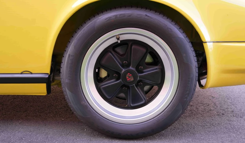 
								1977 Porsche 911 S full									