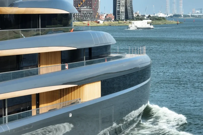 
								M/Y Obsidian Luxury Explorer Yacht Charter full									