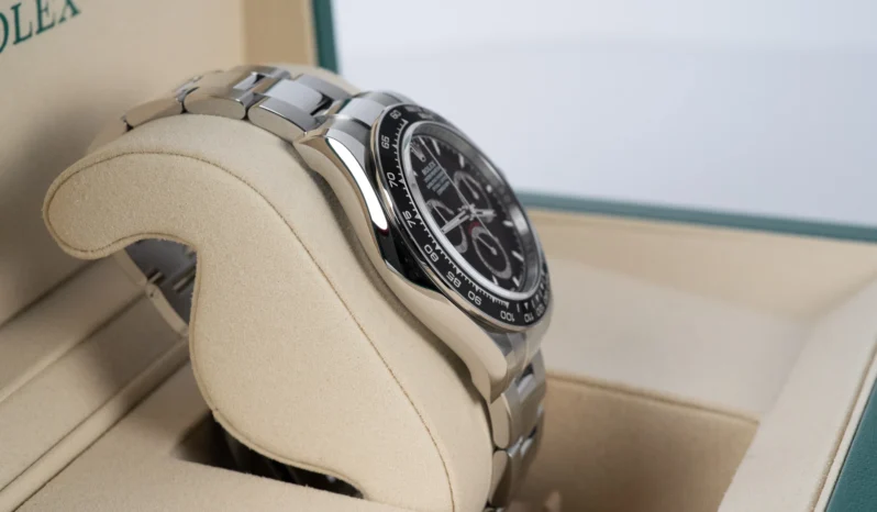 
								Rolex Daytona 126500LN full									