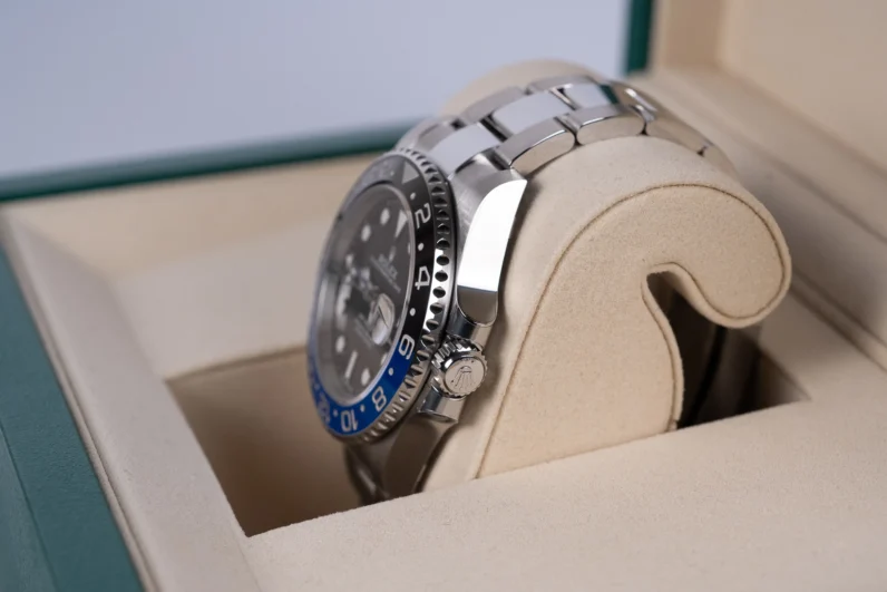 
								Rolex GMT-Master II 126710BLNR full									
