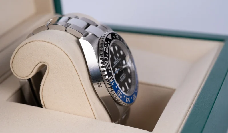 
								Rolex GMT-Master II 126710BLNR full									