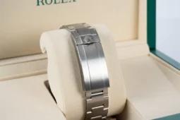 Rolex Submariner 124060