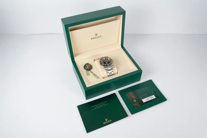 
								Rolex Submariner 124060 full									