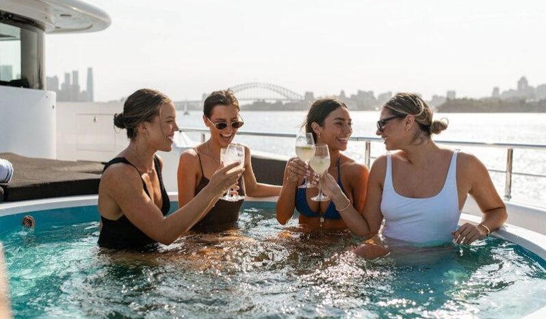 
								M/Y Masteka 2 Luxury Yacht Charter full									