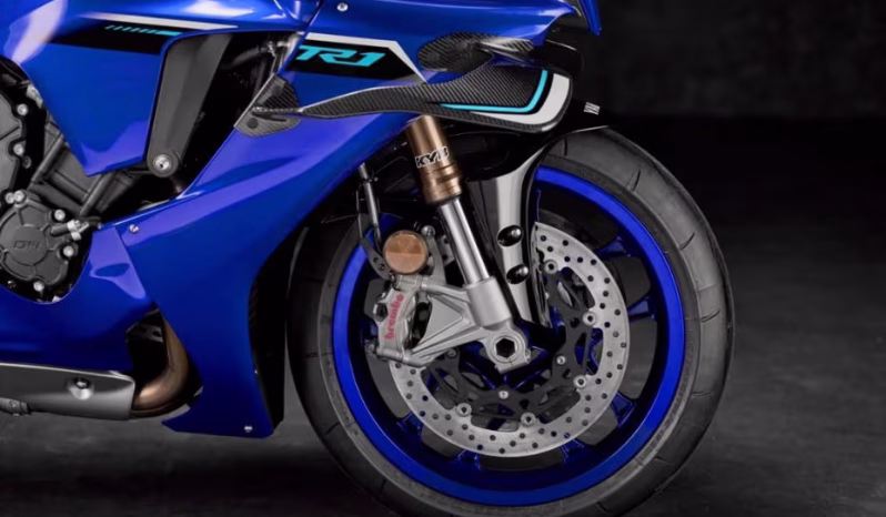 
								2025 Yamaha R1 Superbike track only full									
